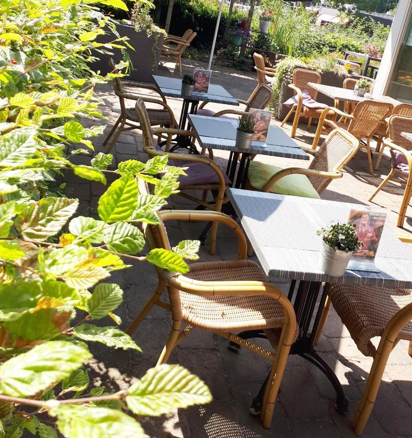 Campanile Hotel & Restaurant Arnhem - Зевенаар Екстериор снимка