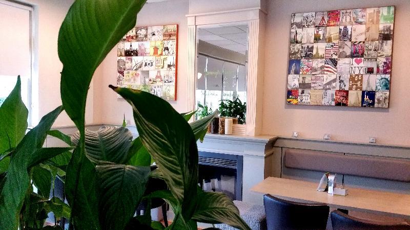 Campanile Hotel & Restaurant Arnhem - Зевенаар Екстериор снимка